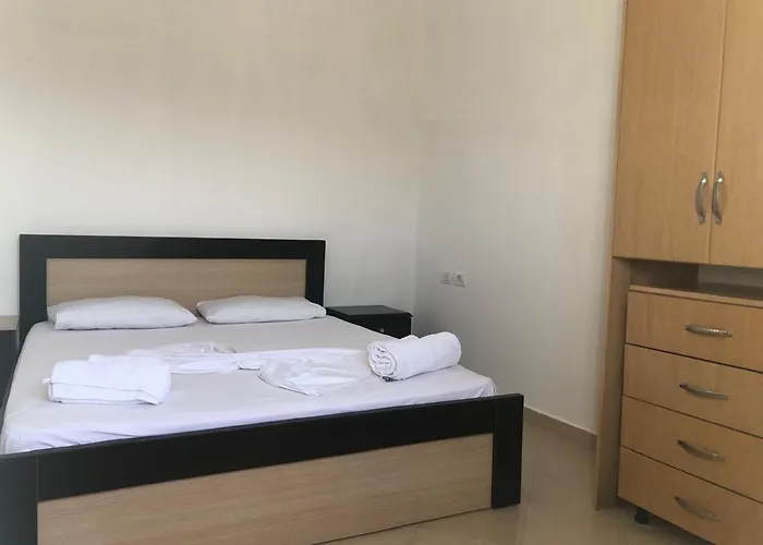 Xhulio\'S Apartament