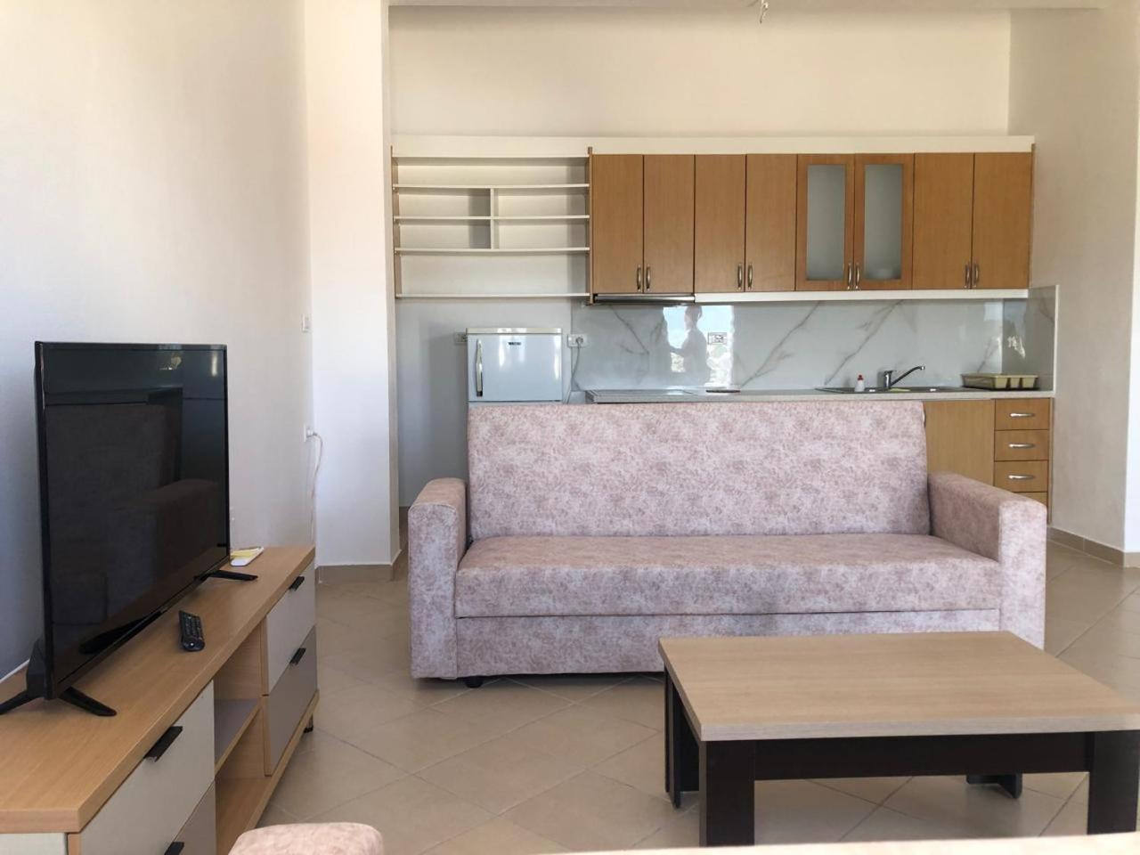 Apartment Xhulio's *